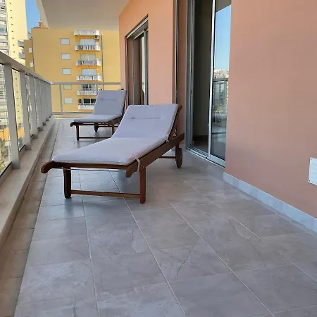 Premium Flat Apartment *