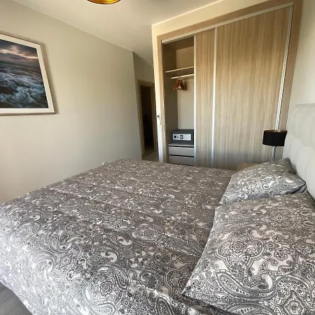 Premium Flat